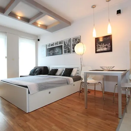 Base Apartment