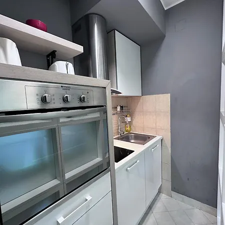 Base Apartment
